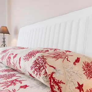 La Castellese Bed & Breakfast